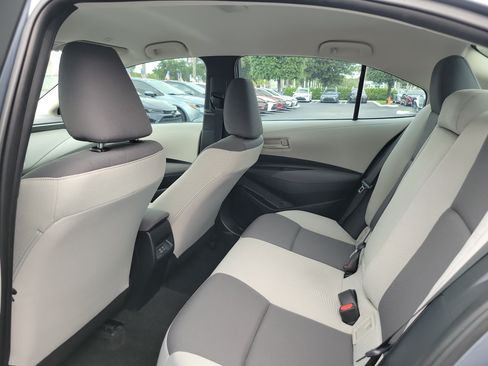 Used 2023 Toyota Corolla LE FWD image 18