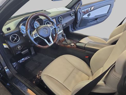 Used 2013 Mercedes-Benz SLK 250 image 15
