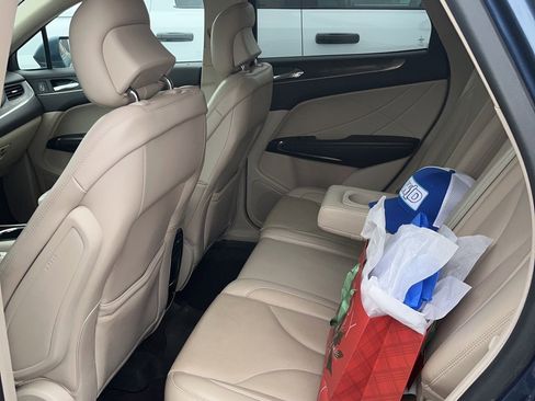 Used 2018 Lincoln MKC Reserve w/ Lincoln MKC Climate Package image 4