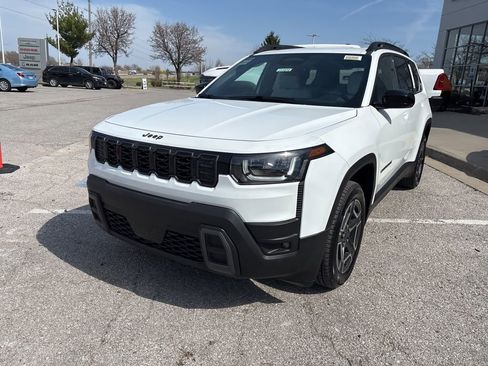 New 2026 Jeep Cherokee Laredo AWD/4WD image 12