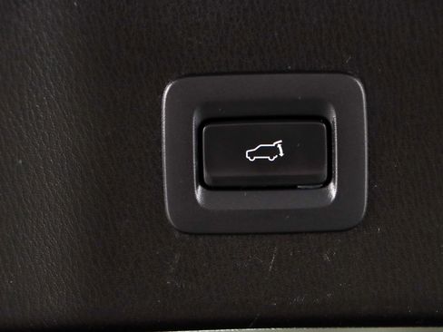 Used 2019 MAZDA CX-5 Touring image 31