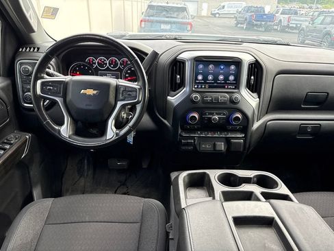 Used 2021 Chevrolet Silverado 2500 LT w/ Fleet Comfort Package AWD/4WD image 9