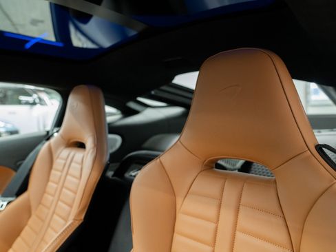 Used 2025 McLaren GTS RWD image 17