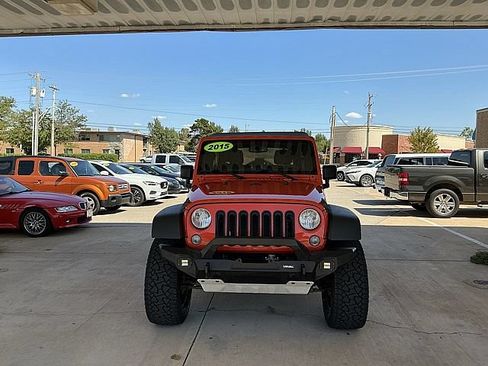 Used 2015 Jeep Wrangler Unlimited Sport w/ Quick Order Package 24S AWD/4WD image 2