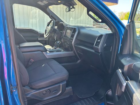 Used 2019 Ford F150 XLT w/ Equipment Group 302A Luxury AWD/4WD image 14