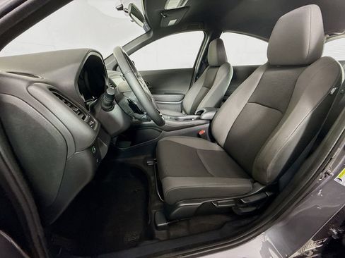 Used 2019 Honda HR-V Sport image 19