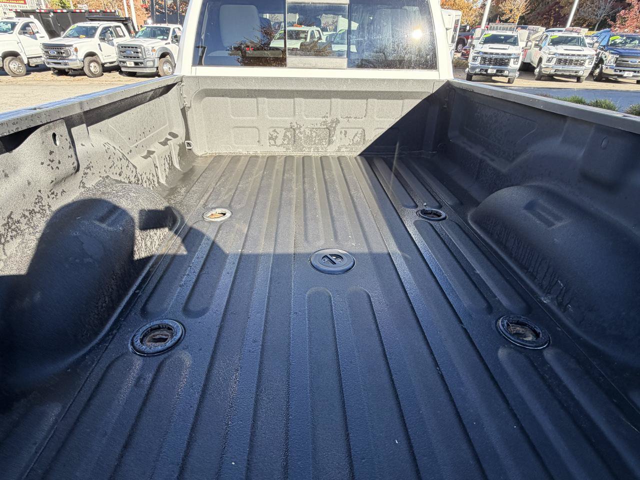 Used 2018 RAM 3500 SLT AWD/4WD image 21