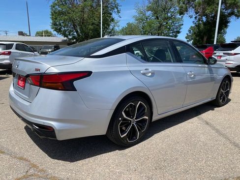Used 2024 Nissan Altima 2.5 SR FWD image 5