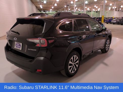 Used 2024 Subaru Outback Premium image 4