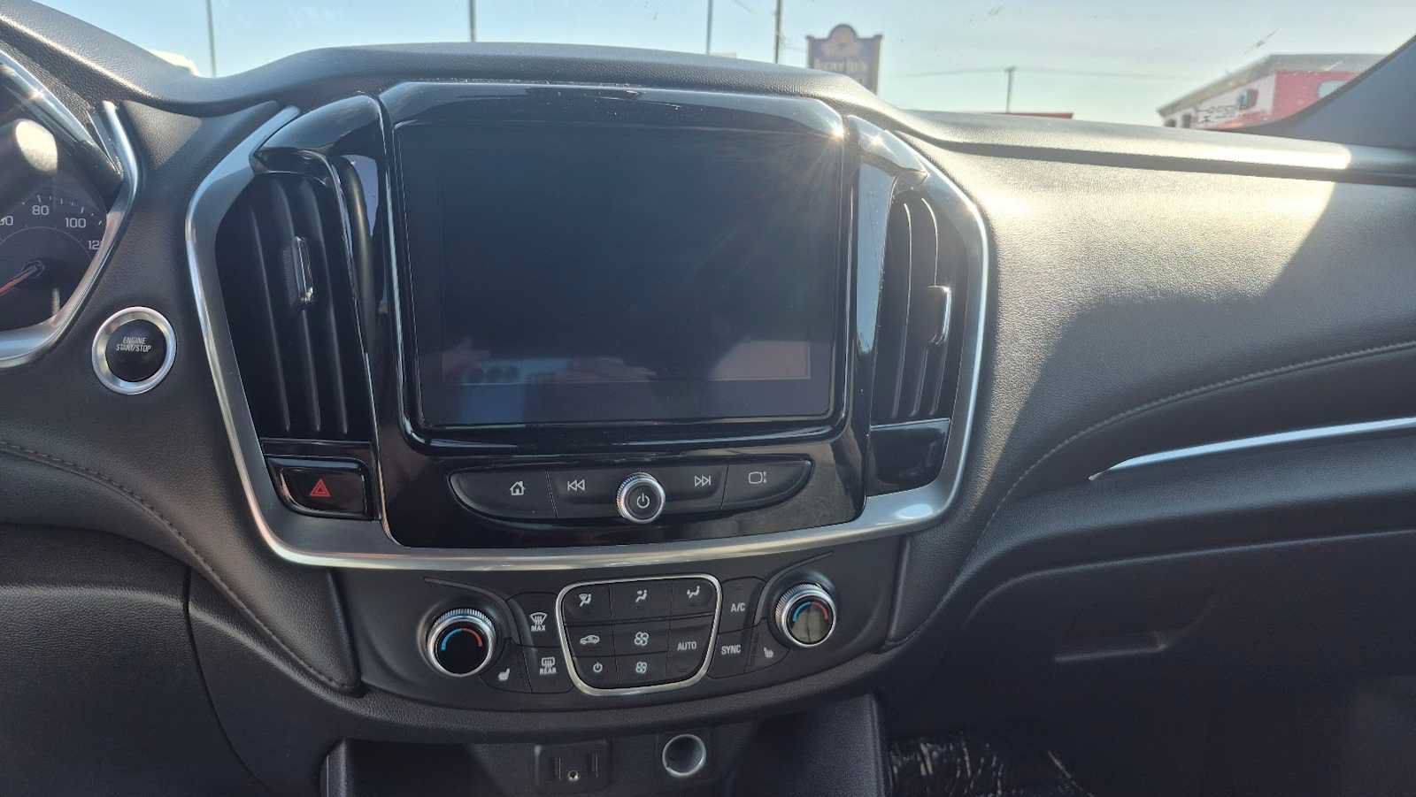 Used 2023 Chevrolet Traverse LT AWD/4WD image 20