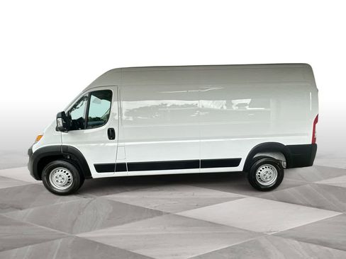 Used 2026 RAM ProMaster 2500 w/ Convenience Group FWD image 5