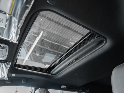New 2026 Toyota Sienna XLE Woodland Edition AWD/4WD image 43