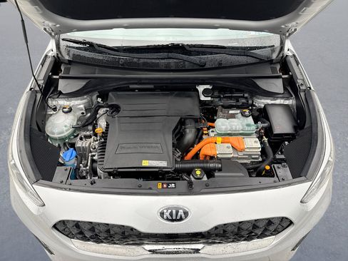 Used 2020 Kia Niro EX image 26