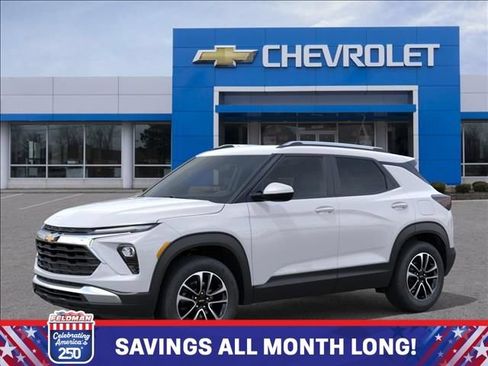 New 2026 Chevrolet TrailBlazer LT w/ Convenience Package FWD image 2