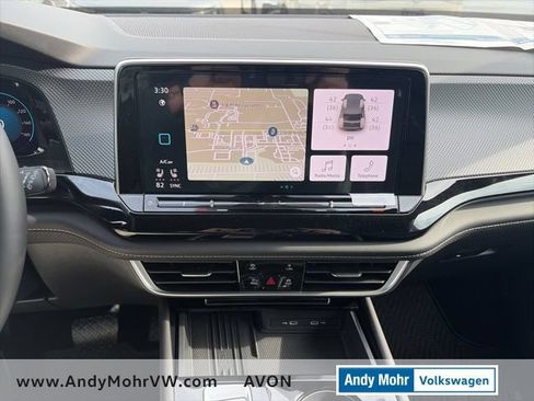 New 2026 Volkswagen Atlas Cross Sport SEL AWD/4WD image 11