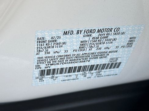 New 2025 Ford Explorer Active w/ Active Comfort Package image 24