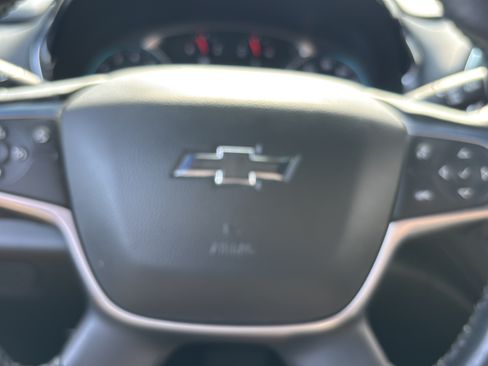 Used 2022 Chevrolet Traverse LT FWD image 29