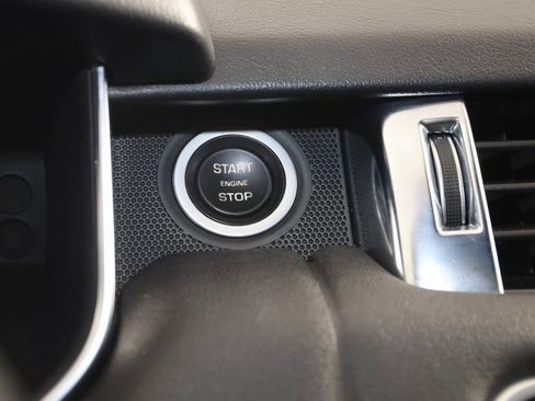 Used 2021 Land Rover Range Rover Sport HSE Silver Edition image 28