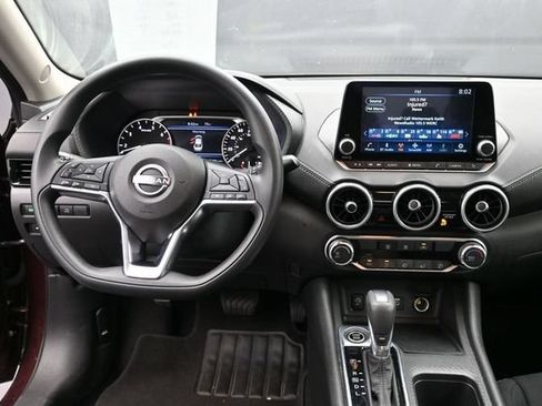 Used 2025 Nissan Sentra SV FWD image 6