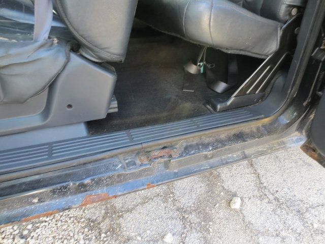 Used 2002 Chevrolet Silverado 2500 LT w/ Off-Road Skid Plate Pkg AWD/4WD image 27