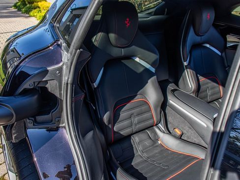 Certified 2025 Ferrari Purosangue image 57