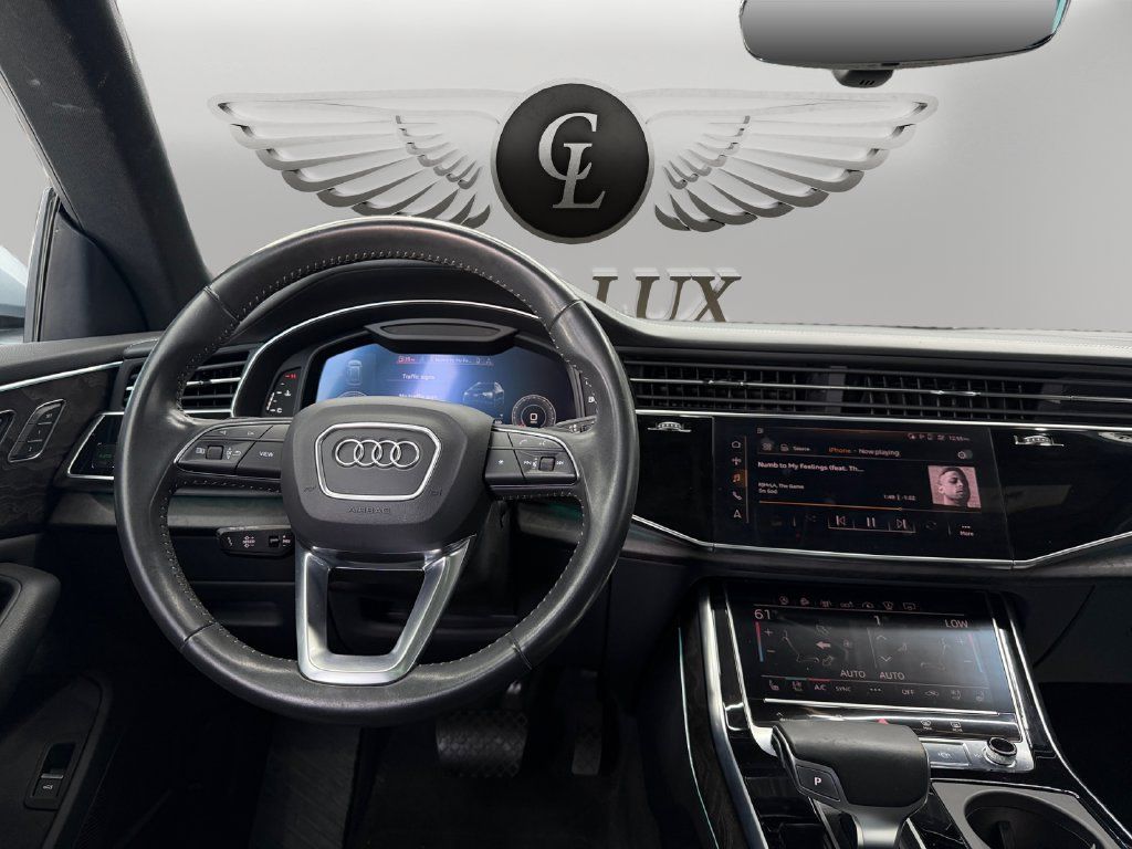 Used 2019 Audi Q8 Prestige w/ Towing Package AWD/4WD image 10