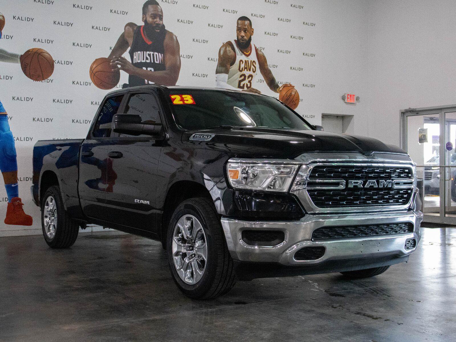 Used 2023 RAM 1500 Lone Star AWD/4WD image 18
