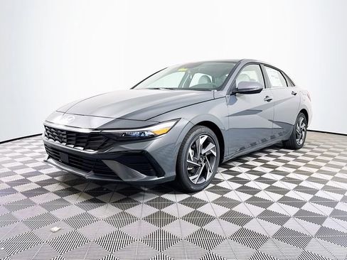 New 2026 Hyundai Elantra Limited FWD image 49