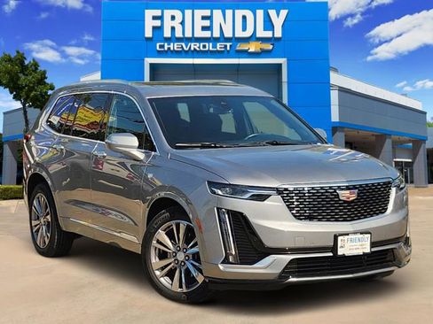 Used 2025 Cadillac XT6 Premium Luxury image 1