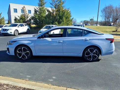 Used 2024 Nissan Altima 2.5 SR image 22