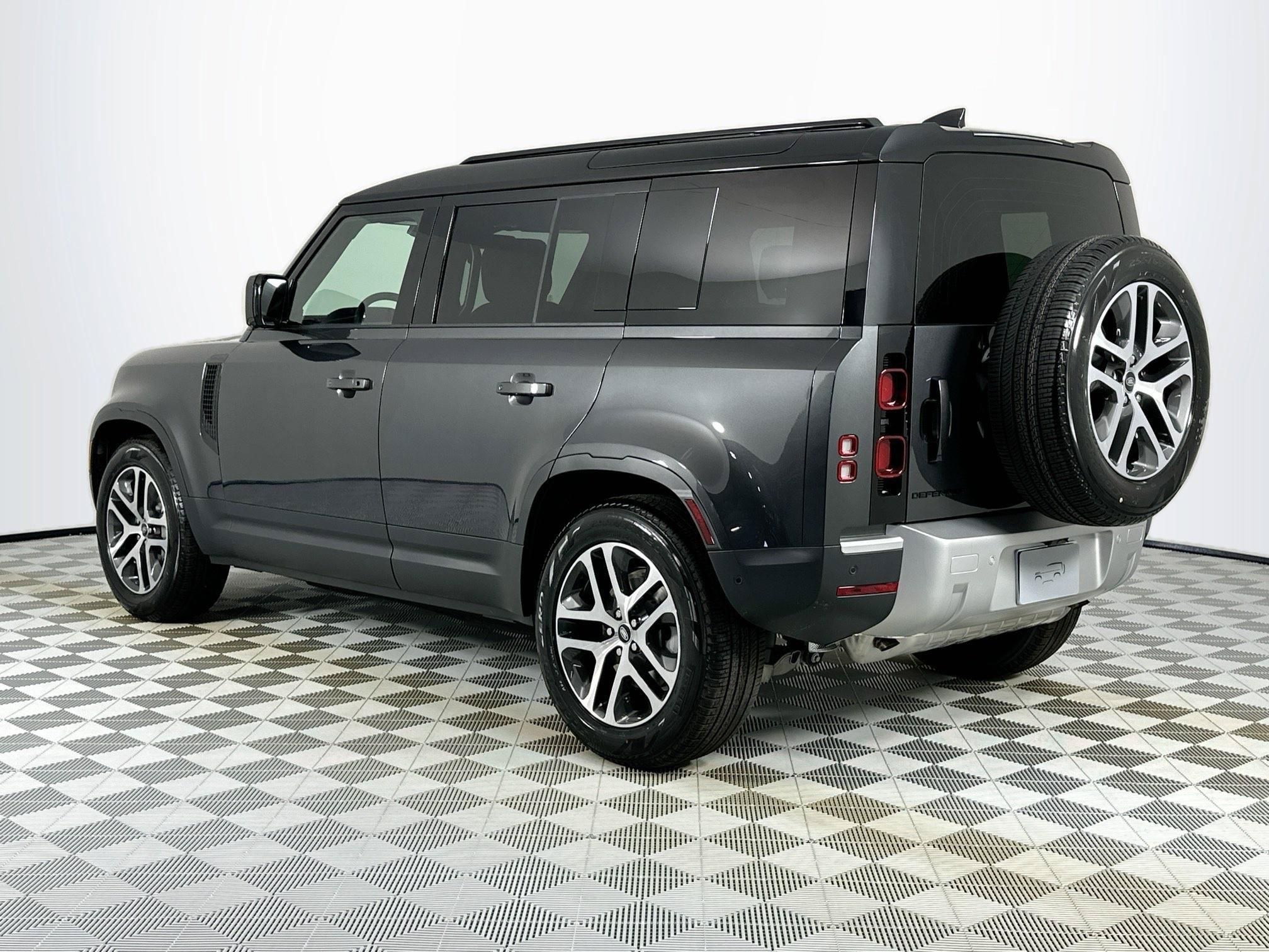 Certified 2025 Land Rover Defender 110 S AWD/4WD image 7