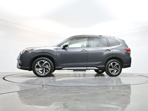 Used 2023 Subaru Forester Touring AWD/4WD image 34