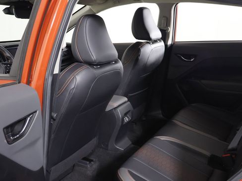 Used 2024 Subaru Crosstrek 2.5i Limited AWD/4WD image 24