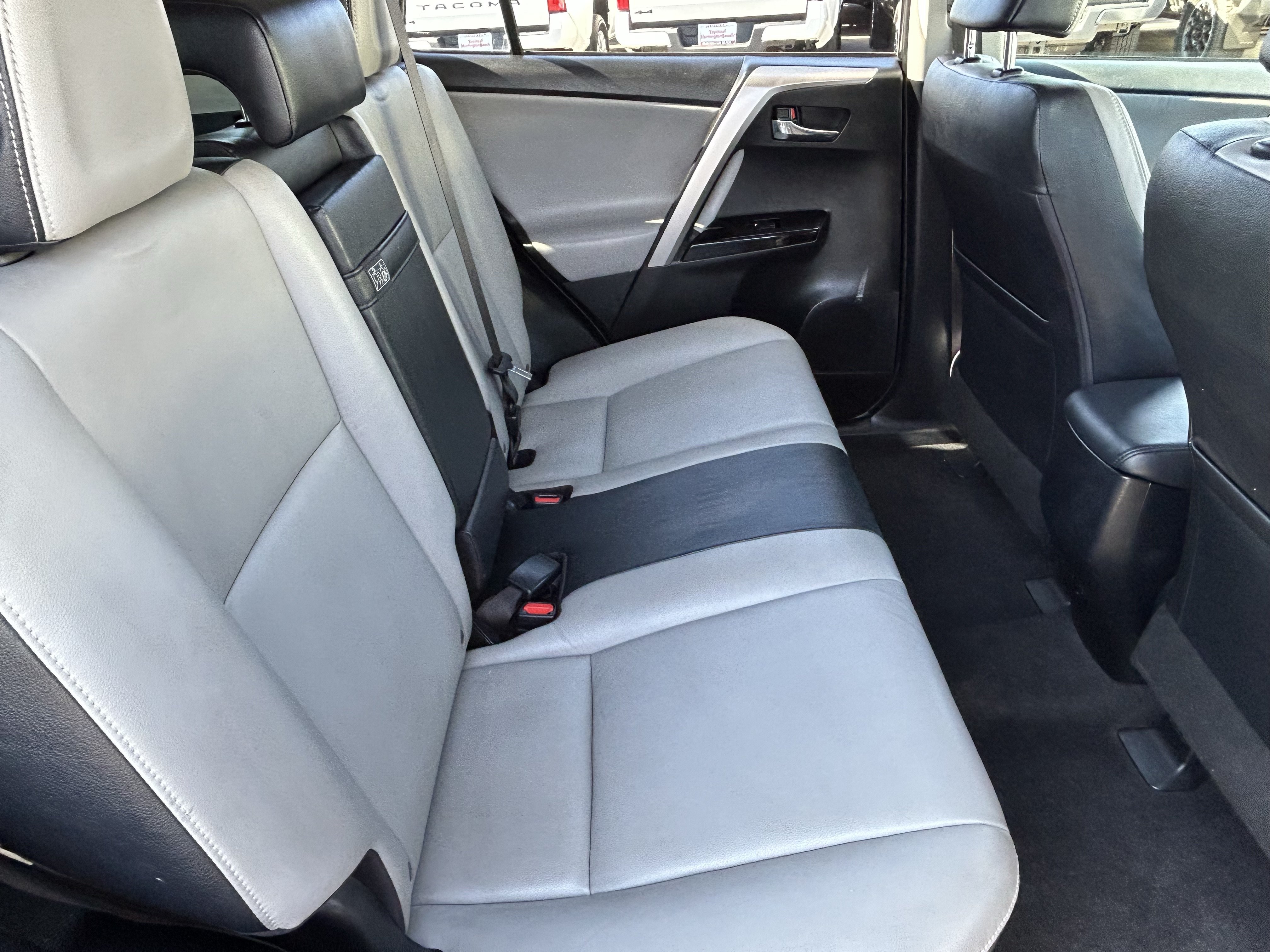 Used 2016 Toyota RAV4 Limited w/ Advanced Technology Package AWD/4WD image 12