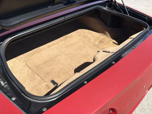 Used 1998 Chevrolet Corvette Convertible w/ Performance Handling Pkg image 24