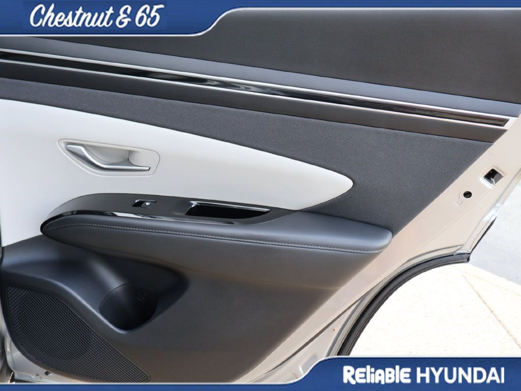 Used 2022 Hyundai Tucson SEL w/ Convenience + Premium Package FWD image 11