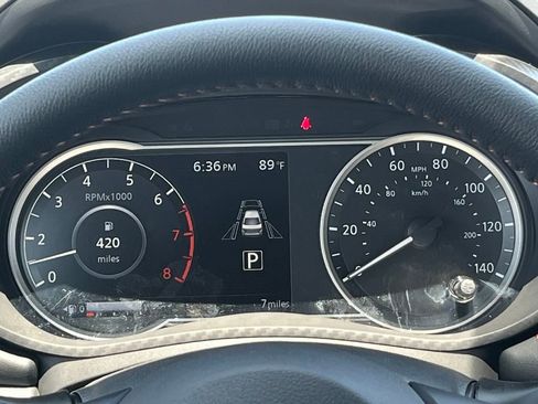 New 2025 Nissan Versa SR w/ Trunk Package image 22