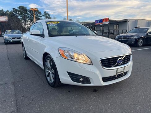 Used 2013 Volvo C70 T5 image 21
