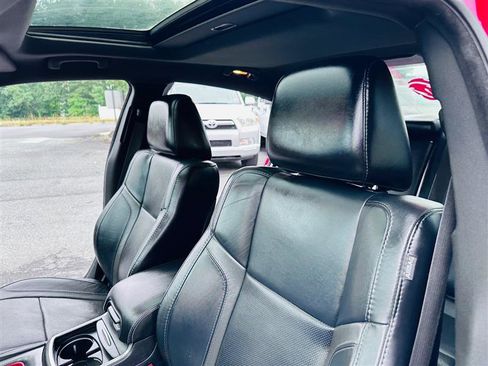 Used 2015 Dodge Charger SXT w/ AWD Plus Group image 28