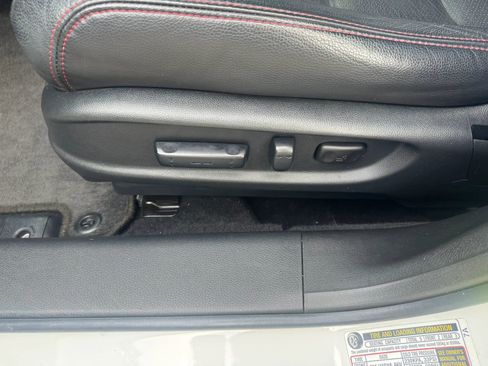 Used 2017 Honda Accord Touring image 13