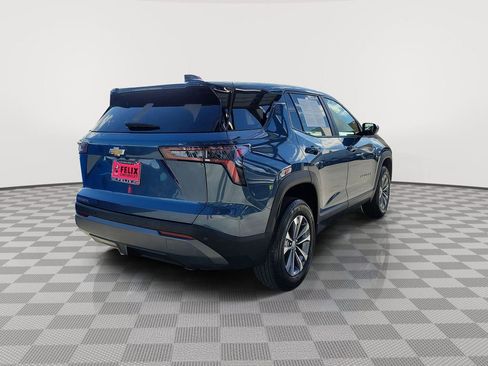 Used 2025 Chevrolet Equinox LT image 3