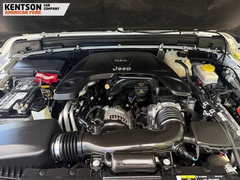 Used 2020 Jeep Wrangler Unlimited Willys image 33