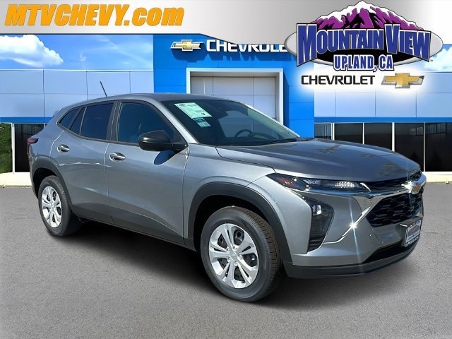 New 2026 Chevrolet Trax LS w/ Driver Confidence Package FWD image 1