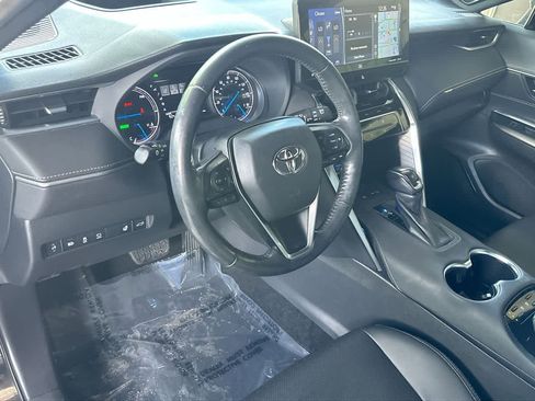 Used 2021 Toyota Venza Limited w/ Advanced Technology Package AWD/4WD image 13