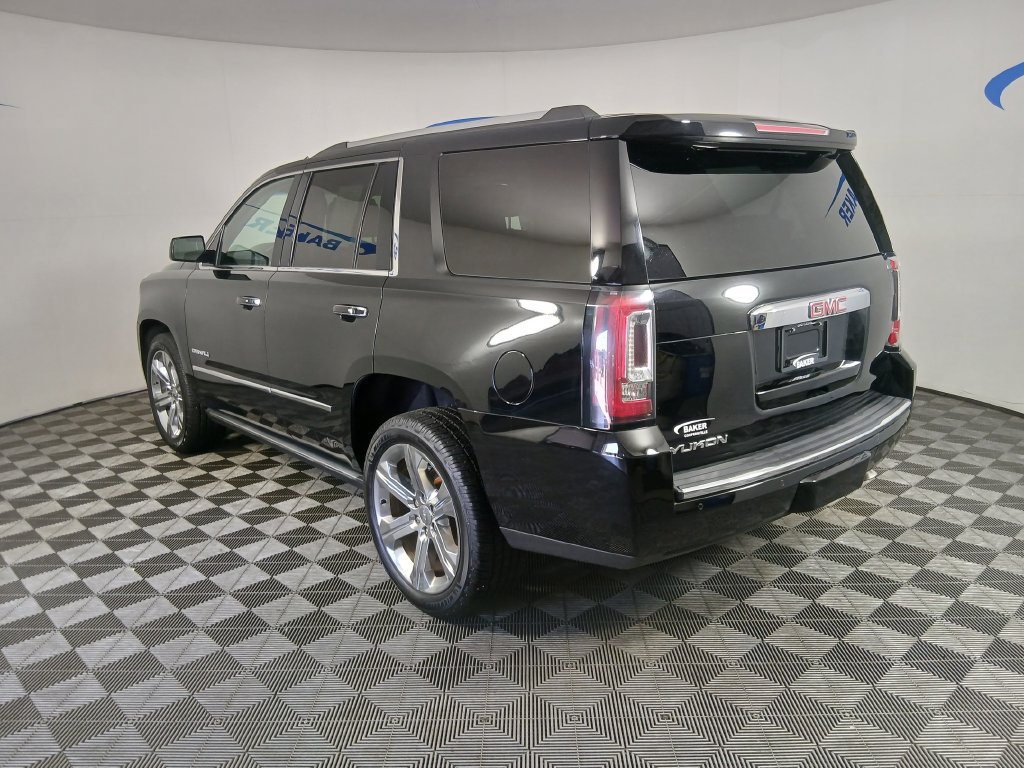 Used 2017 GMC Yukon Denali w/ Open Road Package AWD/4WD image 3
