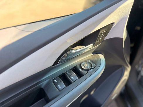 Used 2017 Chevrolet Bolt Premier w/ Driver Confidence II Package image 21