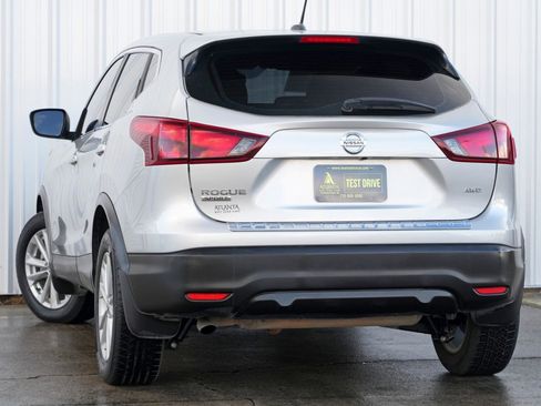 Used 2019 Nissan Rogue Sport S w/ Appearance Package image 5