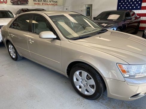 Used 2009 Hyundai Sonata GLS w/ Popular Equipment Pkg 2 image 3