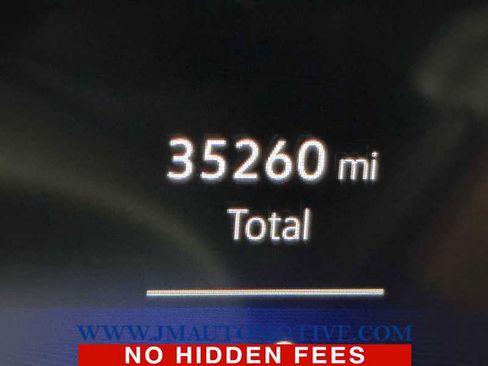 Used 2024 Volkswagen Jetta SE w/ Panoramic Sunroof Package FWD image 22
