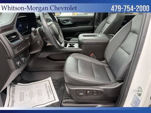 Used 2024 Chevrolet Suburban Z71 w/ Luxury Package AWD/4WD image 11